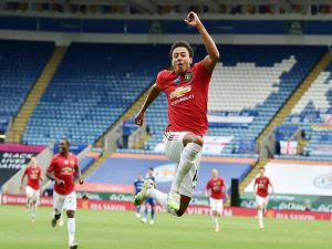 Tin sáng 30/7: Manchester United rao bán Jesse Lingard