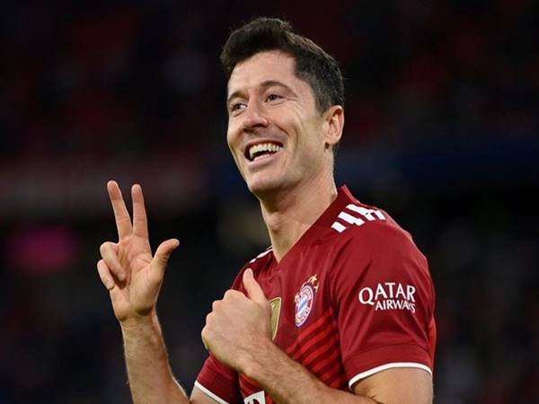 Tin Bayern 14/10: Bayern Munich chần chừ việc gia hạn với Lewandowski