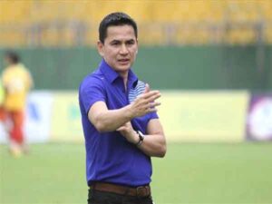Huấn luyện viên Kiatisak và suy nghĩ về sự thất bại của đội nhà khi gặp Hà Nội