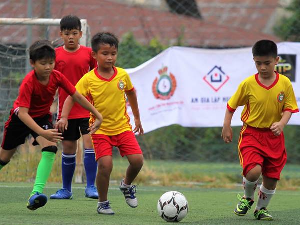 Ứng dụng của kỹ thuật kéo bóng hình chữ V khi thi đấu