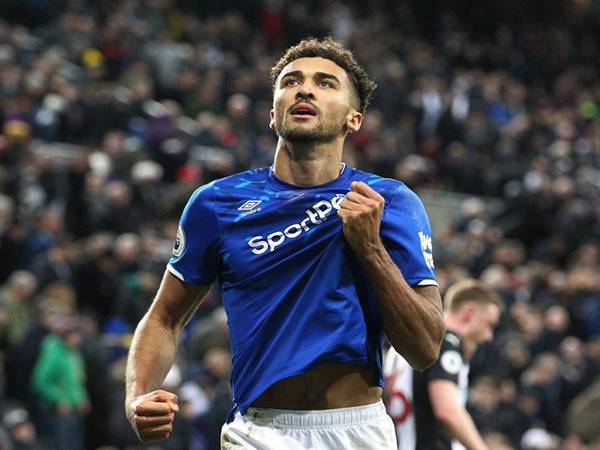 Dominic Calvert-Lewin từng khoác áo những đội bóng nào?